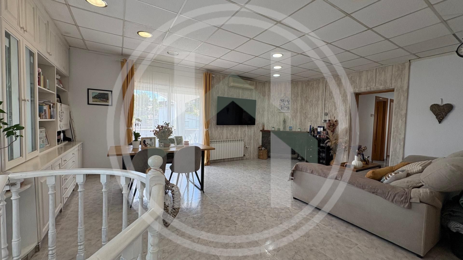 House or chalet for sale in Cànoves I Samalús  with Air Conditioner, Heating and Private garden