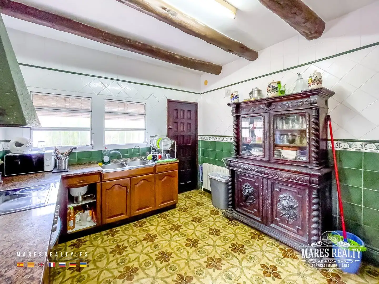 Cocina de Casa o chalet en venta en Lloret de Mar con Aire acondicionado, Calefacción y Jardín privado