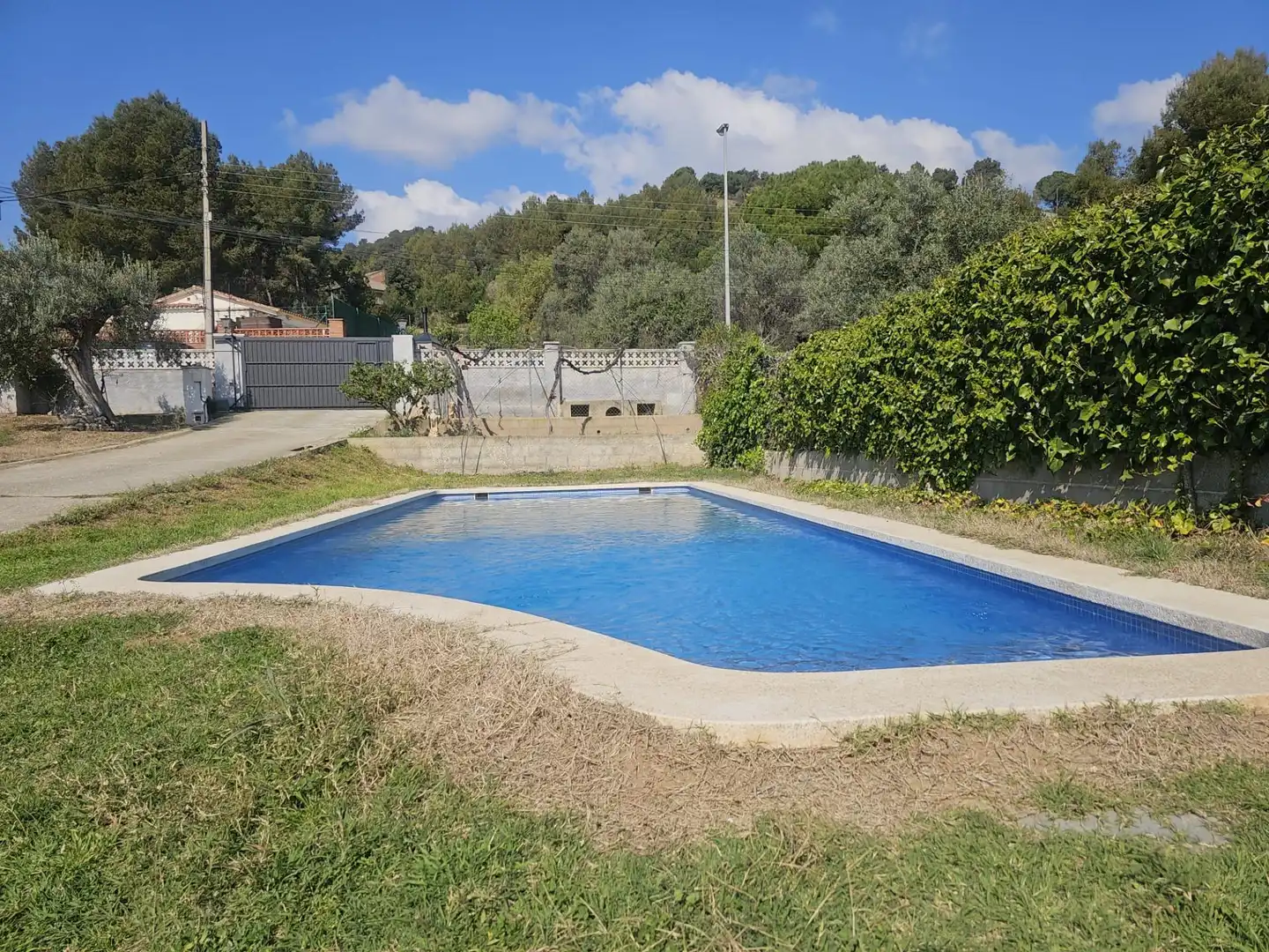 Piscina de Casa o chalet en venta en Esparreguera con Jardín privado, Terraza y Piscina