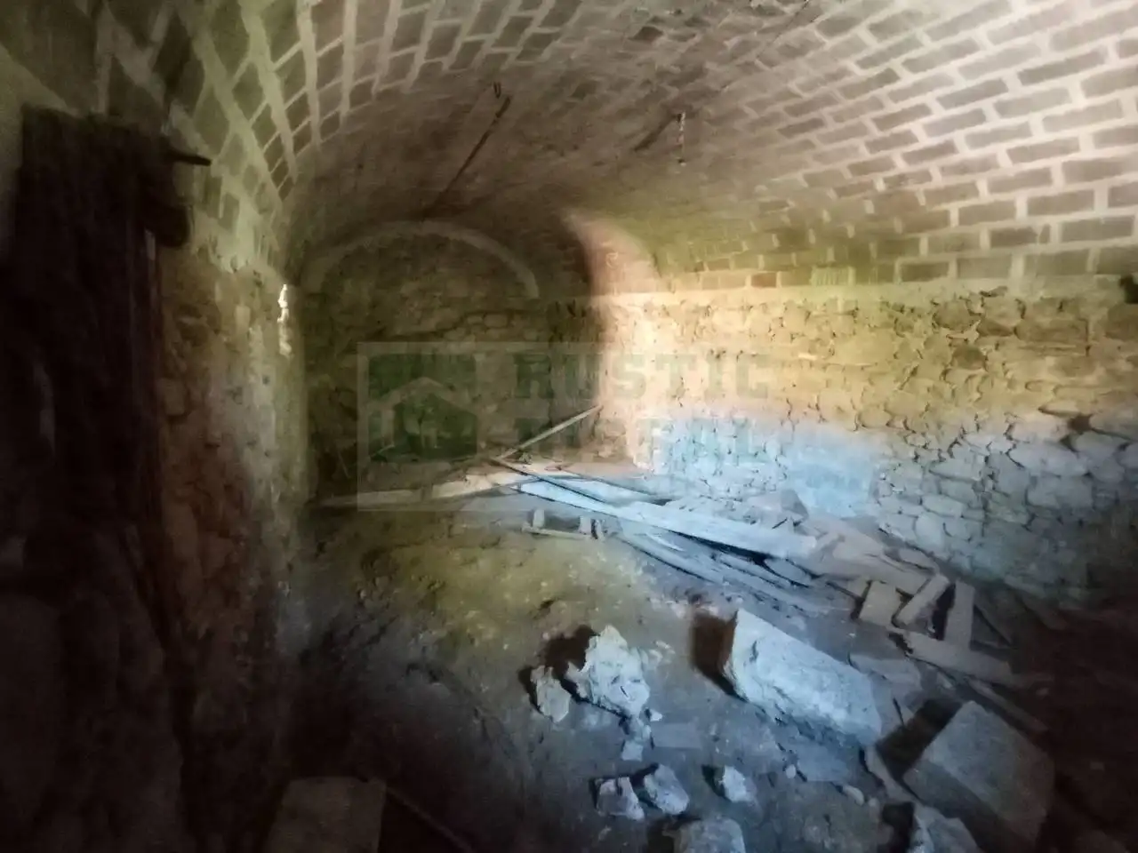 Casa rústica amb jardí en venda a Pontós, imagen 16
