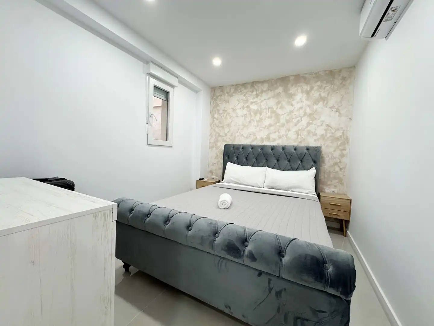 Habitación de Piso en venta en Alicante / Alacant con Jardín privado y Terraza