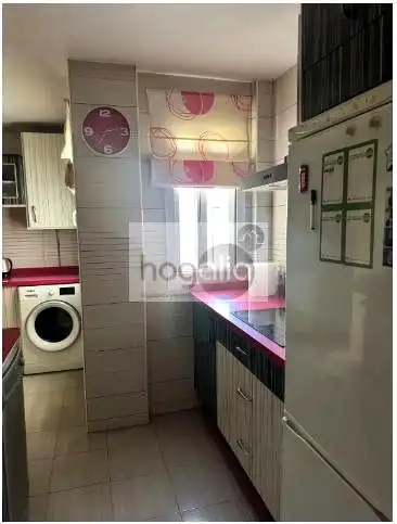 Kitchen of Flat for rent in Sevilla  with Air Conditioner and Furnished