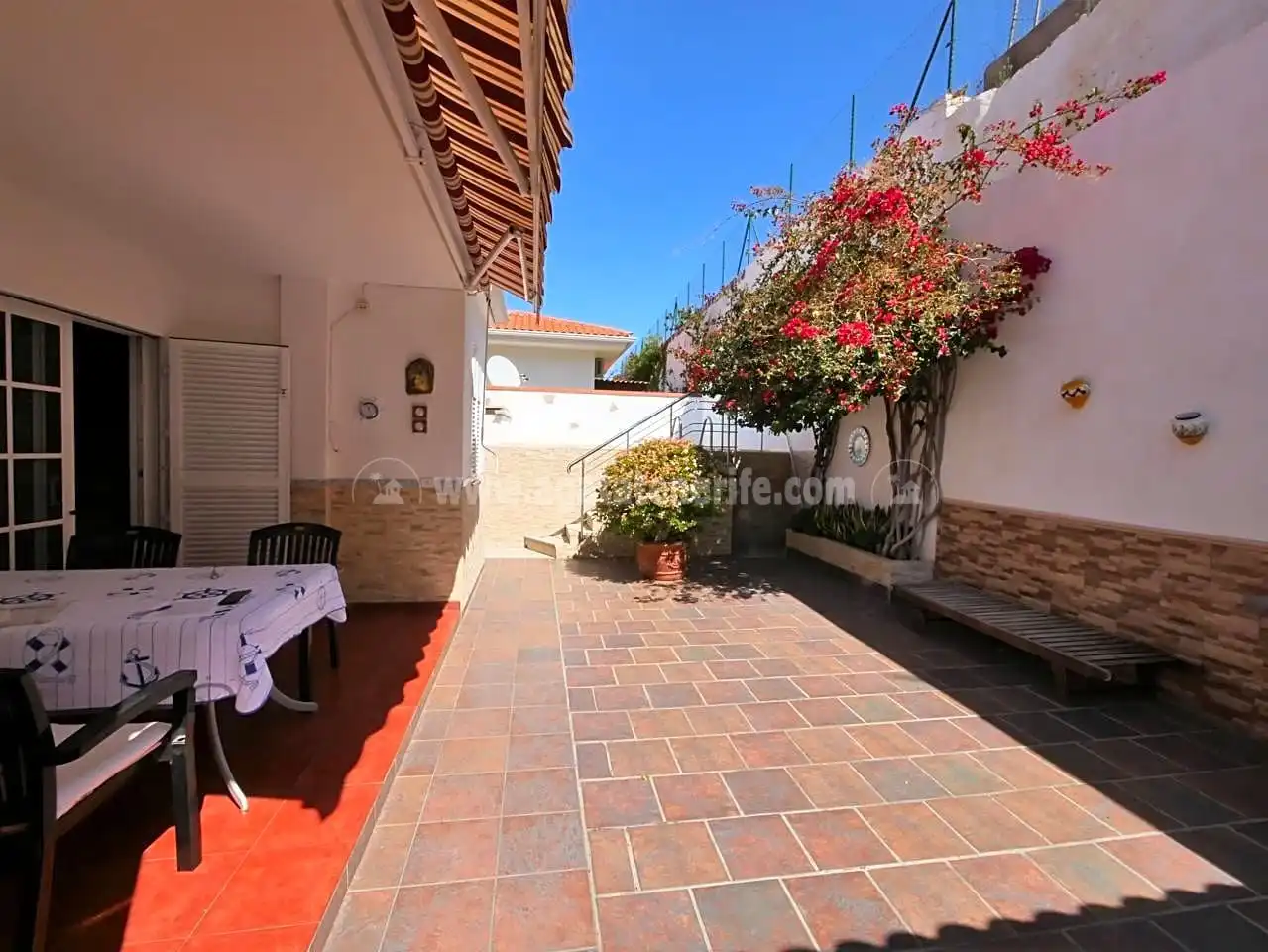 Vista exterior de Casa o chalet en venta en Los Realejos con Jardín privado, Terraza y Trastero