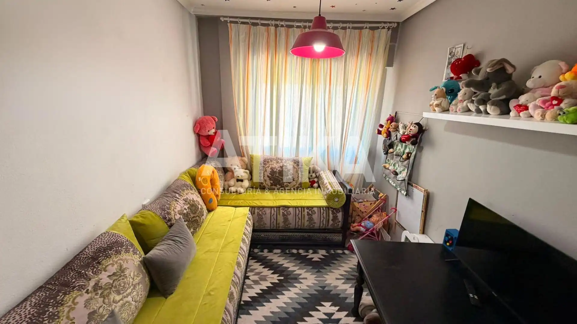 Sala d'estar de Pis en venda en Ontinyent amb Aire condicionat, Calefacció i Parquet