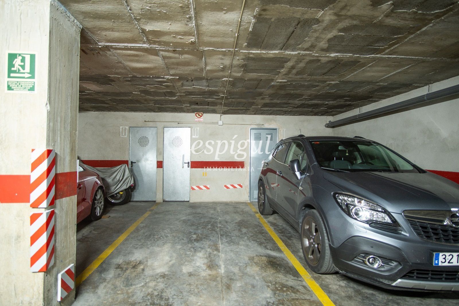 Aparcament de Garatge en venda en Girona Capital