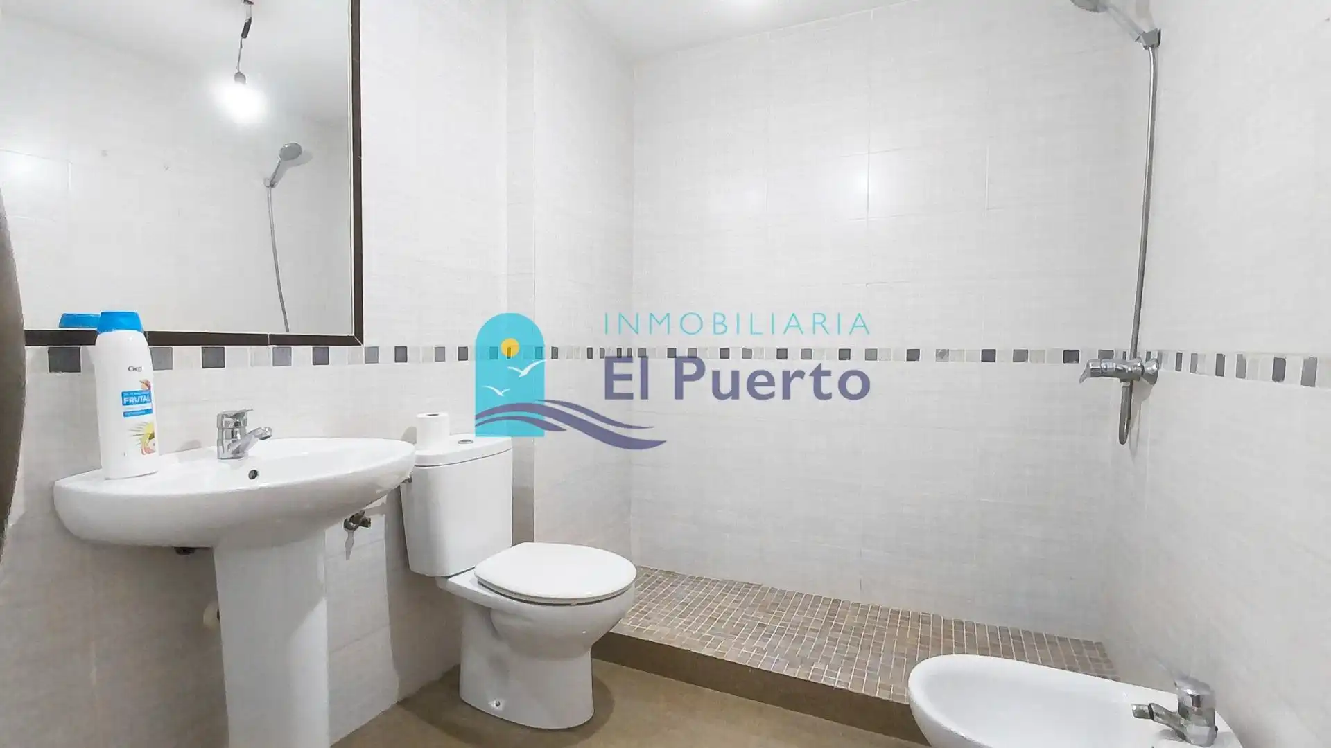Bany de Apartament en venda en Mazarrón amb Alarma