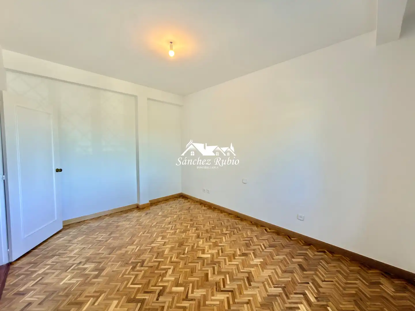 Habitación de Piso de alquiler en Torrelodones con Calefacción, Parquet y Terraza