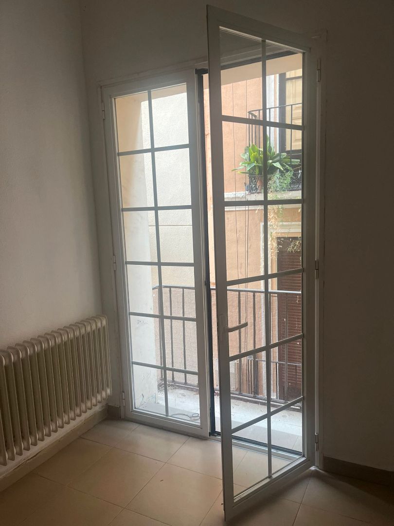 Balcony of Flat to rent in  Zaragoza Capital  with Heating, Oven and Washing machine