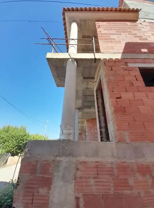 Außenansicht von Gebäude zum Verkauf in Orihuela