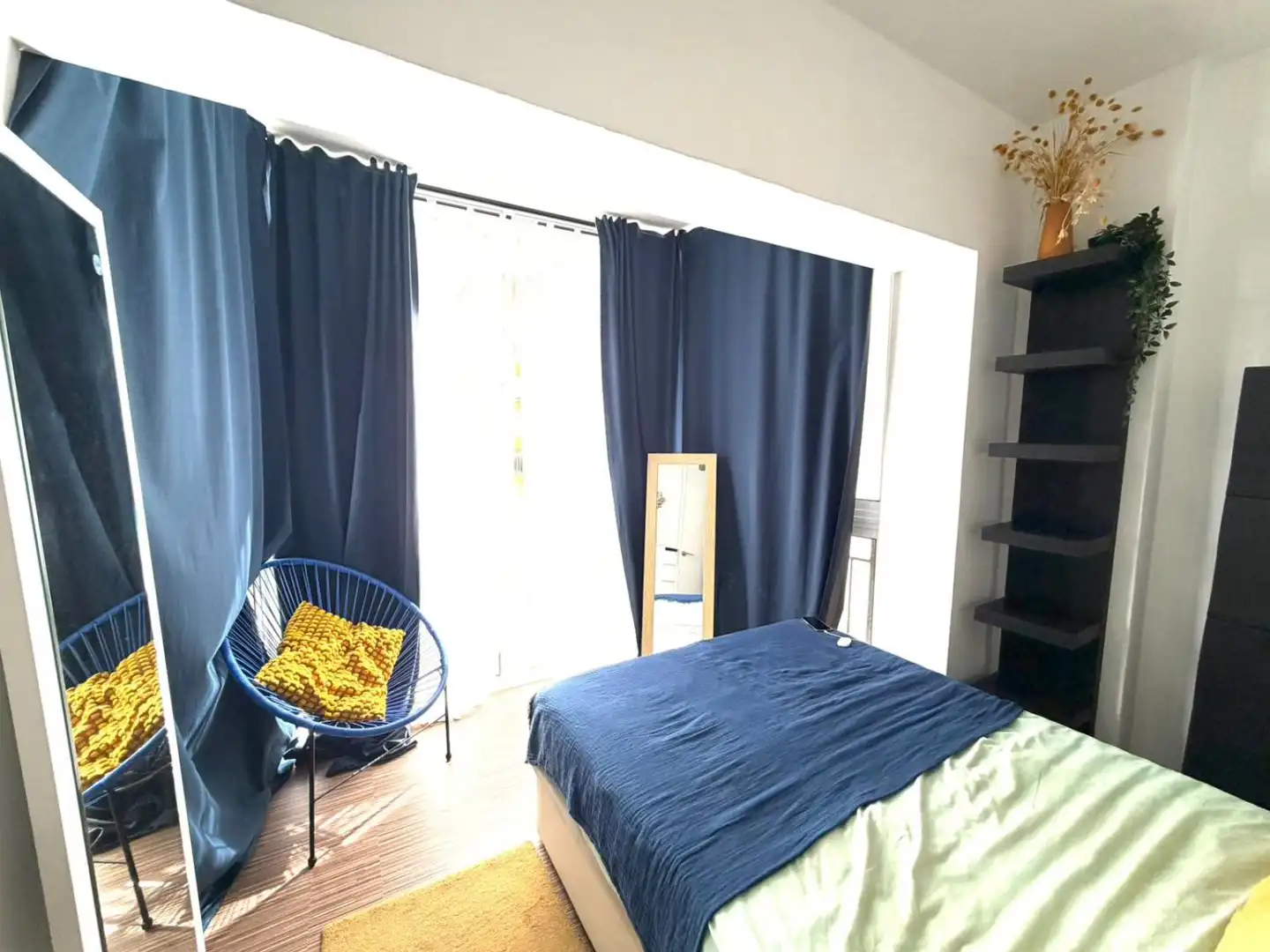 Bedroom of Apartments for sale in Torremolinos