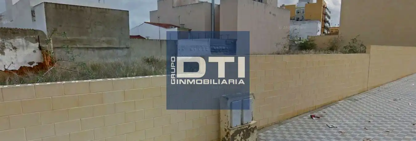 Außenansicht von Residential zum Verkauf in Dos Hermanas