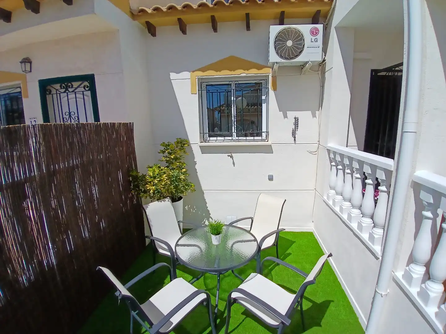 Semi-detached house with pool for sale in Orihuela Costa, imagen 13