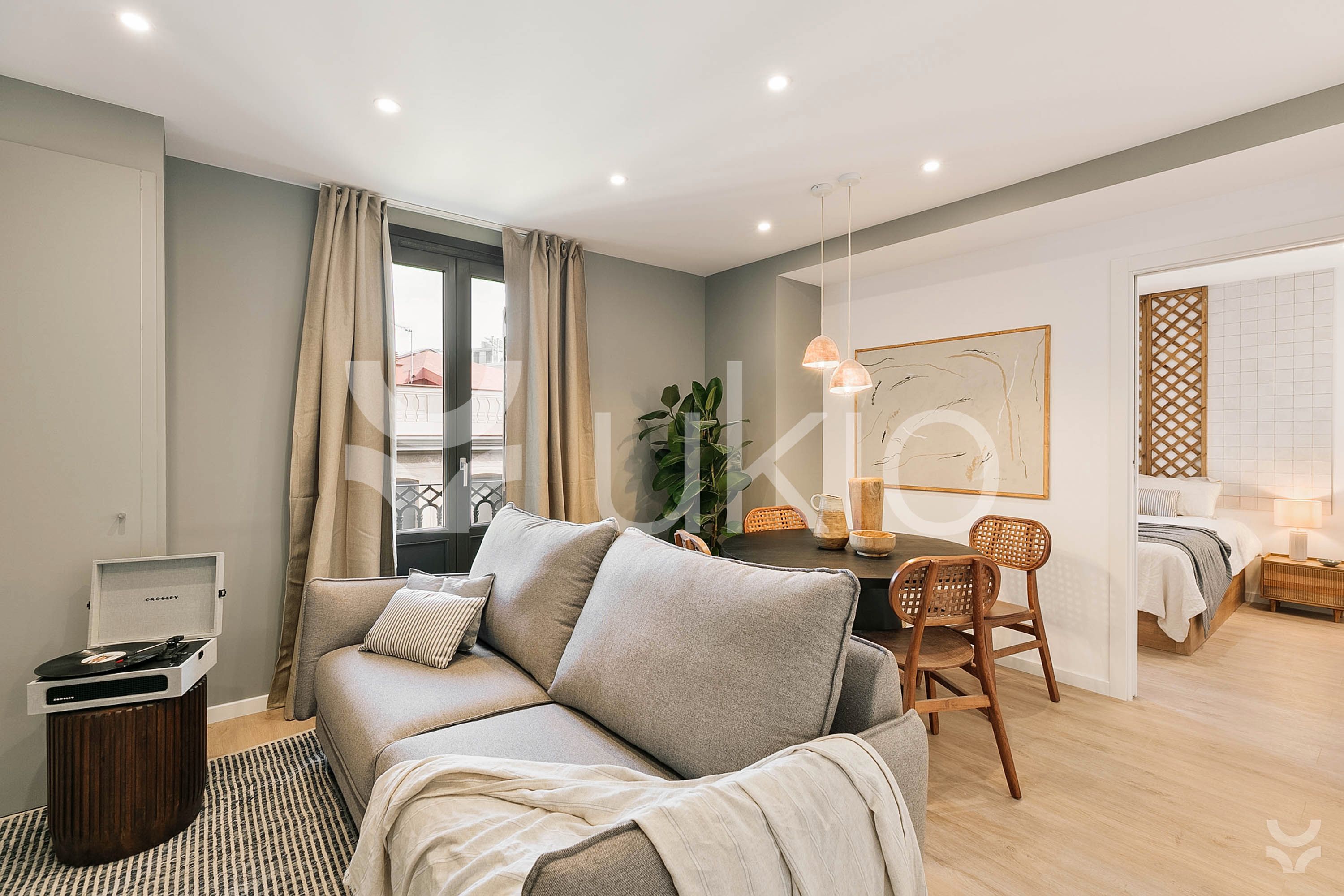 Sala d'estar de Apartament de lloguer en  Barcelona Capital amb Aire condicionat, Calefacció i Moblat