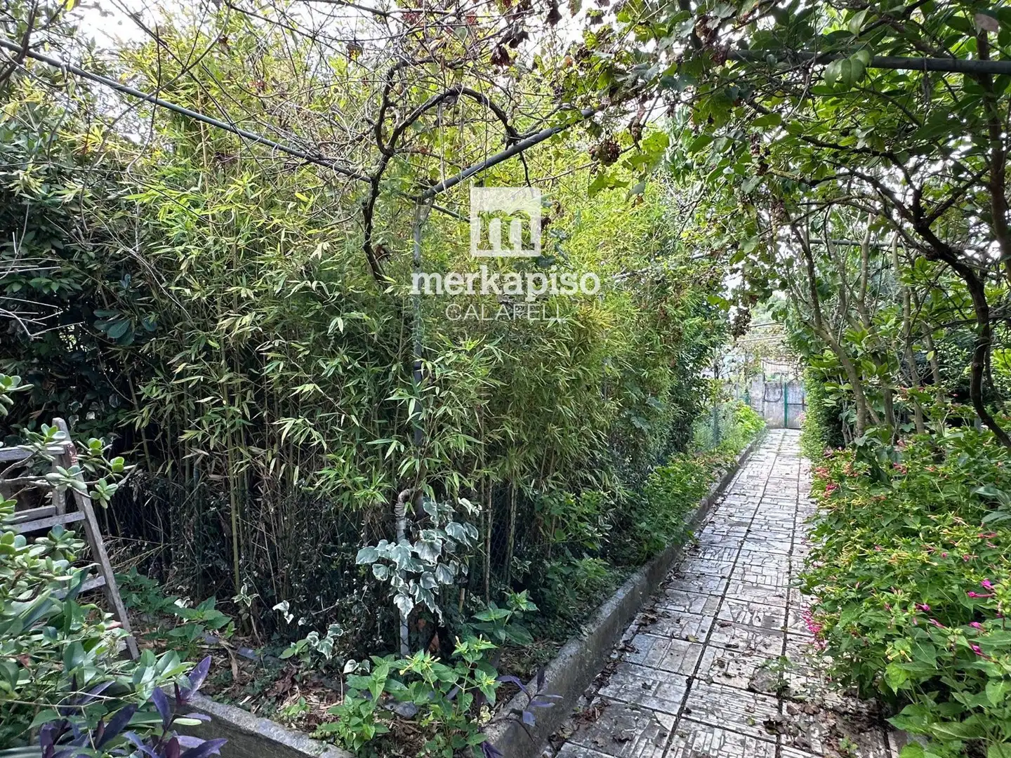 Flat with pool for sale in Font Dhorta-Clariana, imagen 15