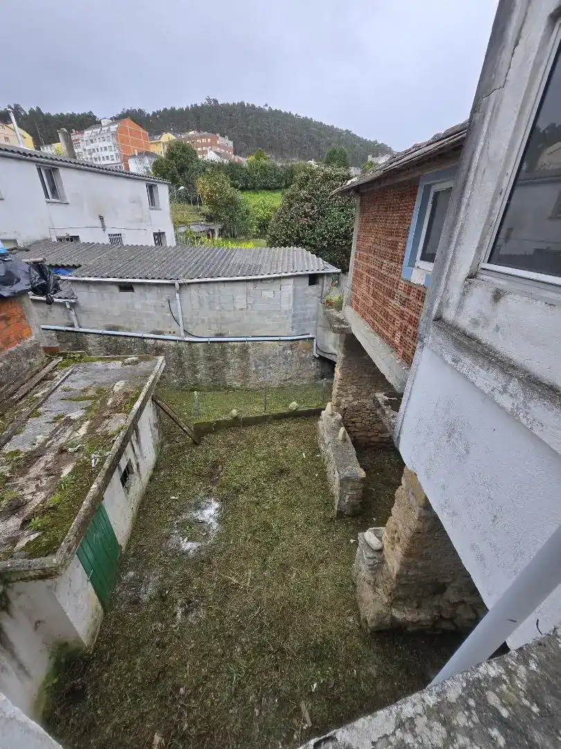 Casa adosada en venda en Burela amb Jardí privat, Parquet i Traster
