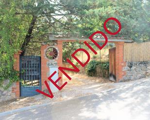 Jardí de Casa o xalet en venda en Hontoba amb Calefacció, Jardí privat i Terrassa