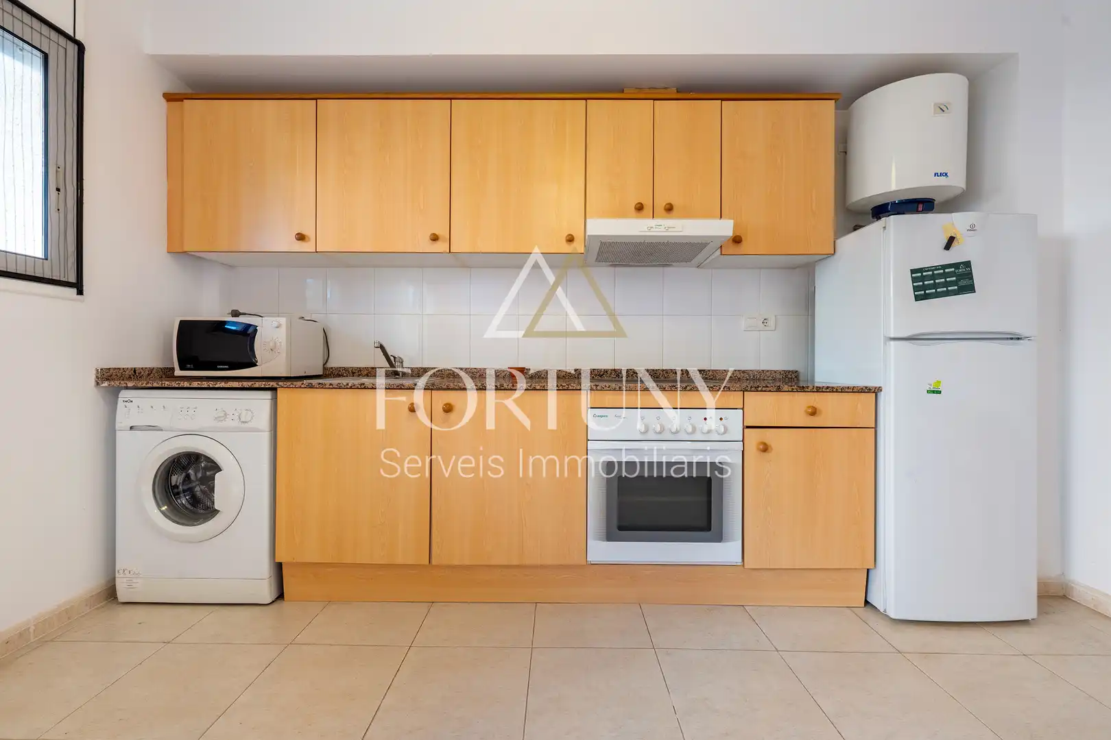 Kitchen of Study for sale in Cambrils