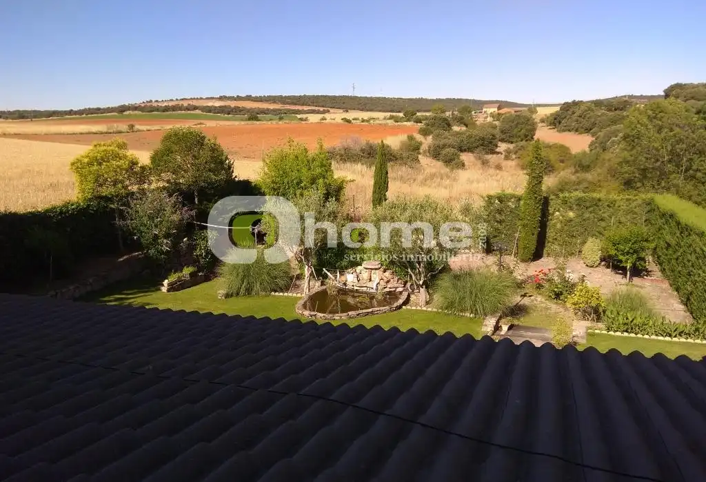 Houses for sale in San Cebrián de Castro  with Private garden and Furnished
