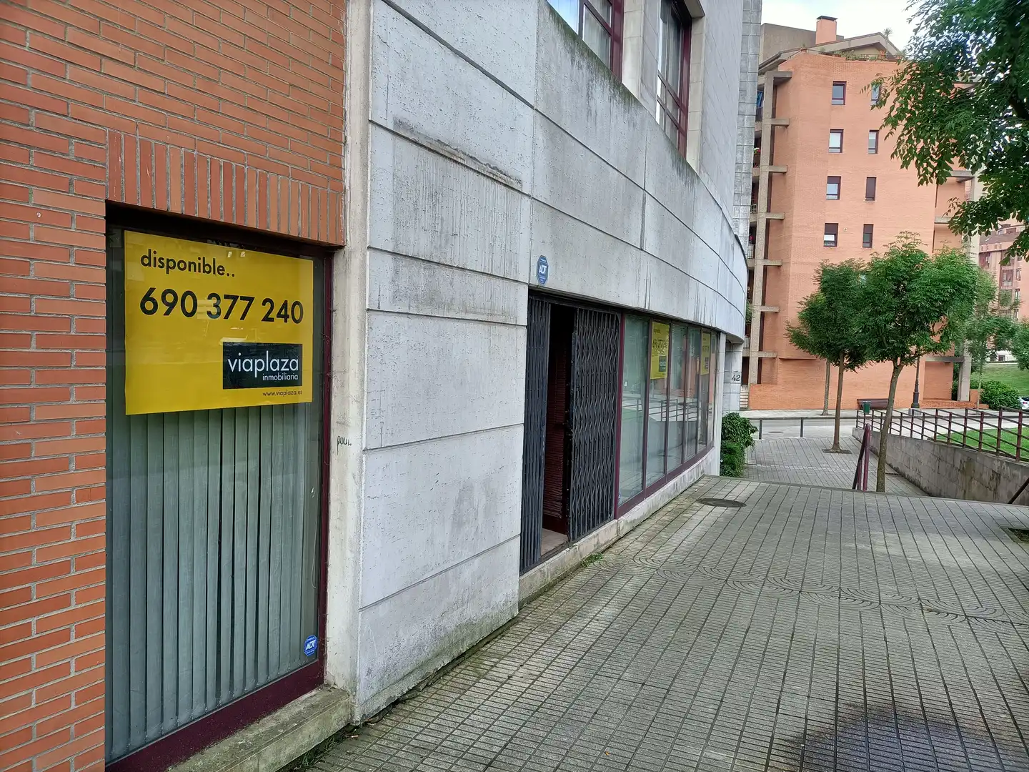 Geschaftsraum zur Miete in Calle Muñoz Degraín, 42, Auditorio - Seminario - Parque de Invierno