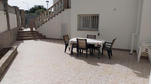 Foto 3 de Casa adosada en venda a Calle Enric Morera, La Franquesa - Oasis Park, El Vendrell