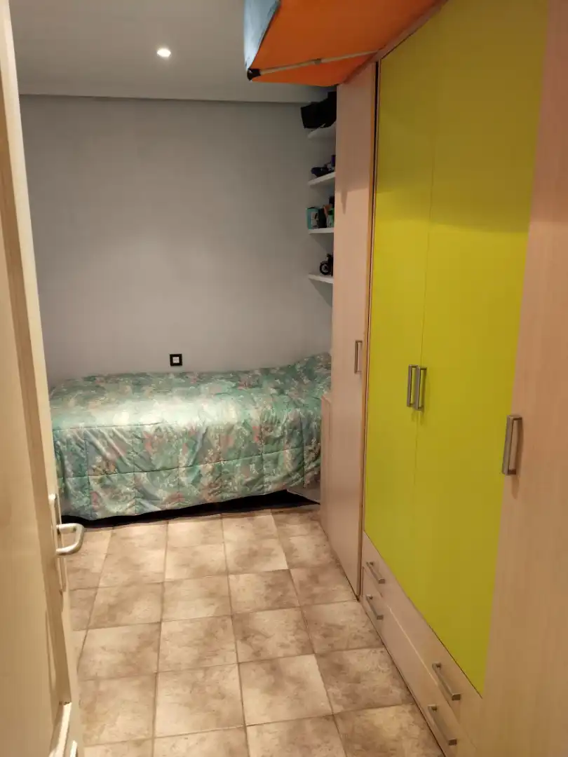 Habitación de Piso en venta en Irura con Calefacción y Amueblado