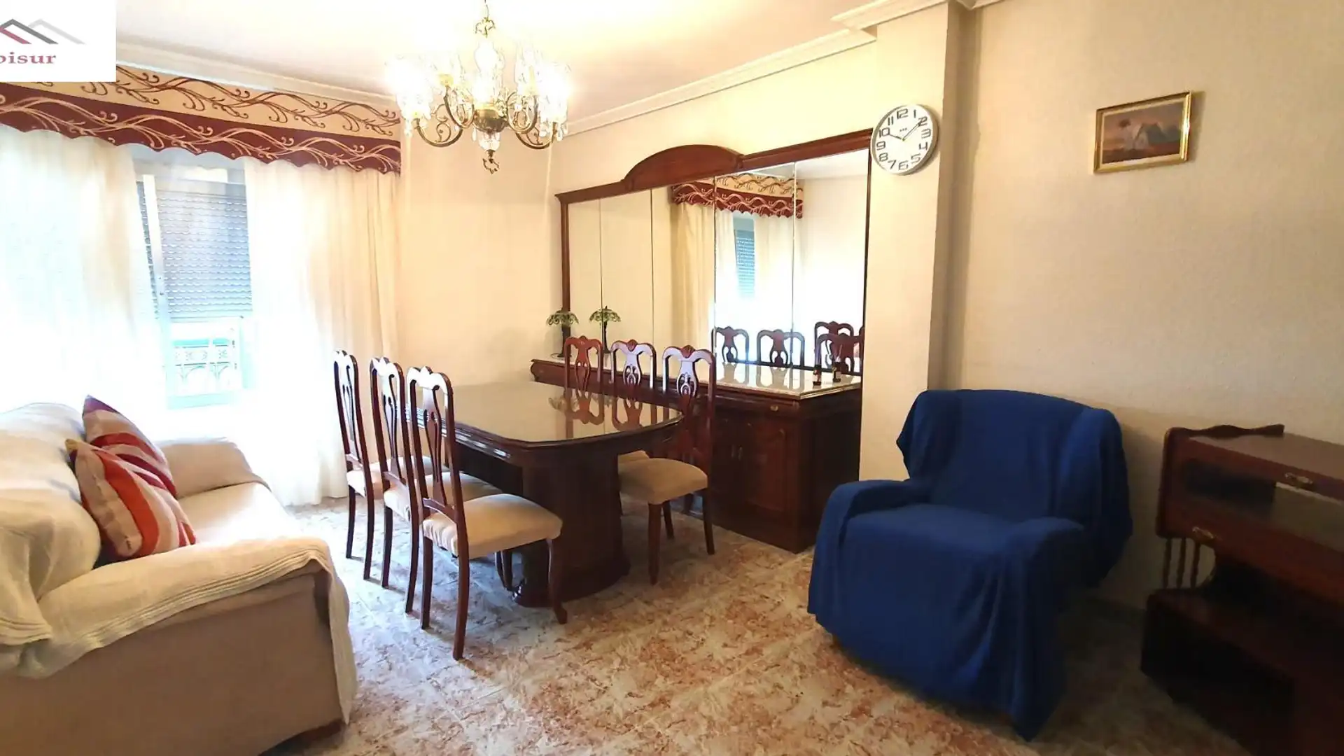 Comedor de Piso de alquiler en  Jaén Capital con Aire acondicionado, Amueblado y Balcón