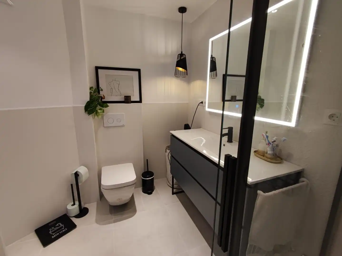 Bathroom of Flat for rent in Vélez-Málaga