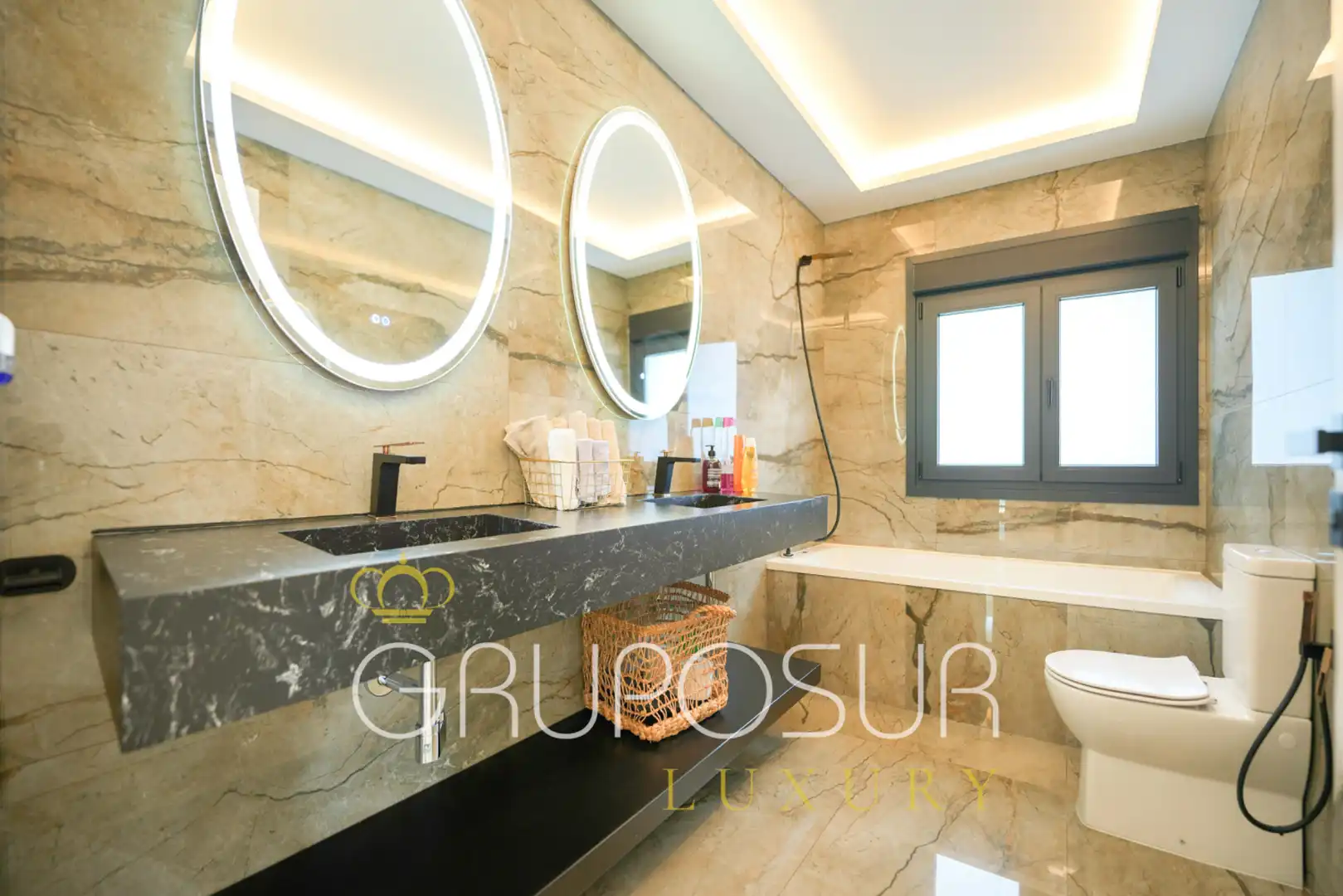 Baño de Casa o chalet en venta en Valladolid con Aire acondicionado, Calefacción y Jardín privado