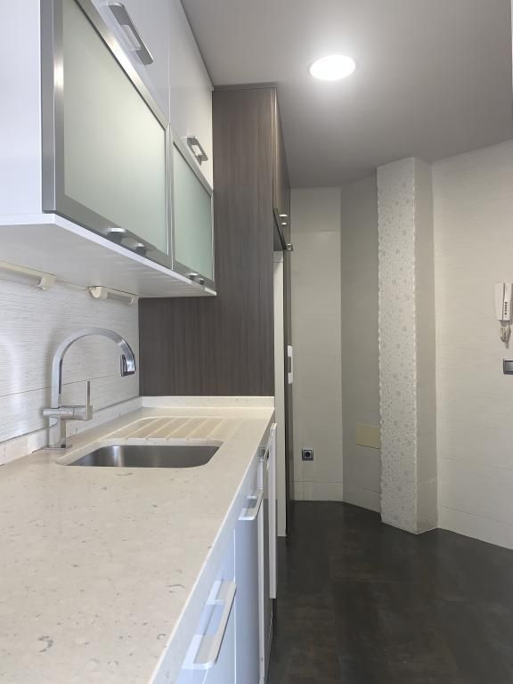 Cocina de Ático de alquiler en Móstoles con Calefacción, Terraza y Trastero