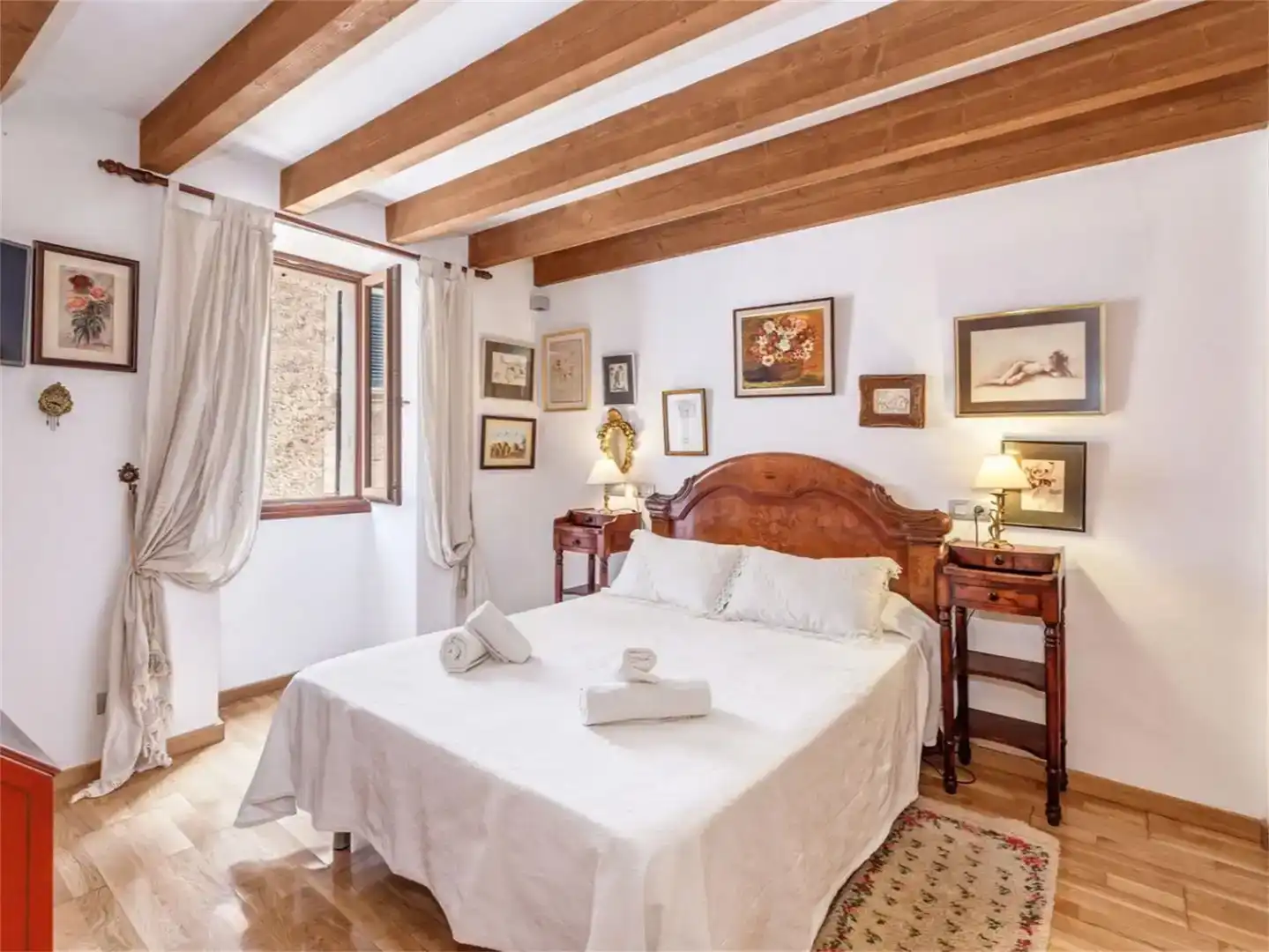 Schlafzimmer von Einfamilien-Reihenhaus zum Verkauf in Pollença mit Klimaanlage