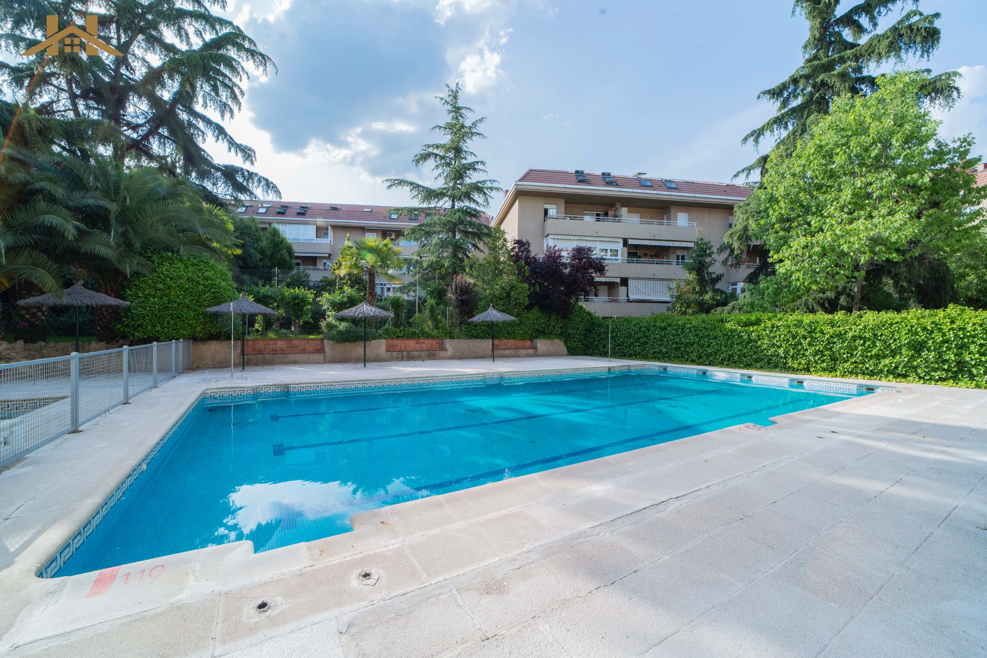 Piscina de Pis en venda en Galapagar amb Aire condicionat, Calefacció i Terrassa