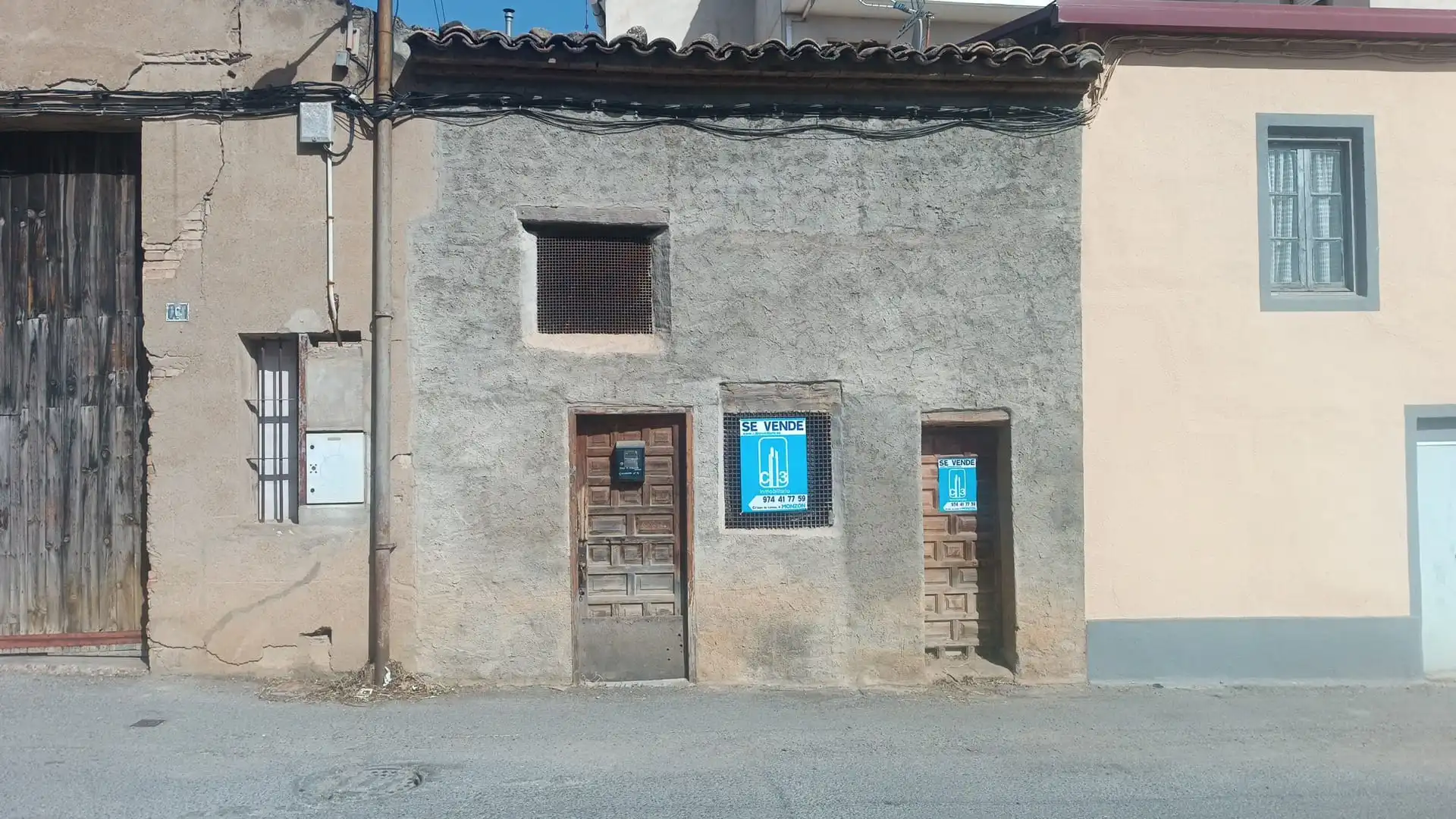 Vista exterior de Finca rústica en venda en Monzón amb Traster