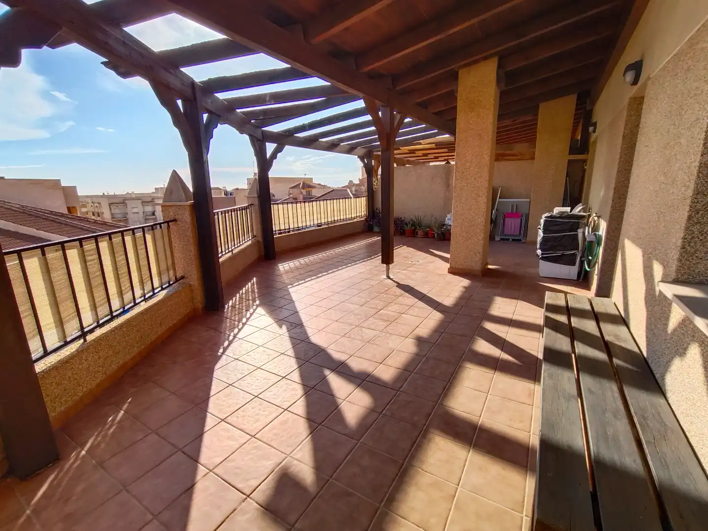 Terrasse von Dachboden zum Verkauf in Torrenueva Costa mit Terrasse, Möbliert und Waschmaschine