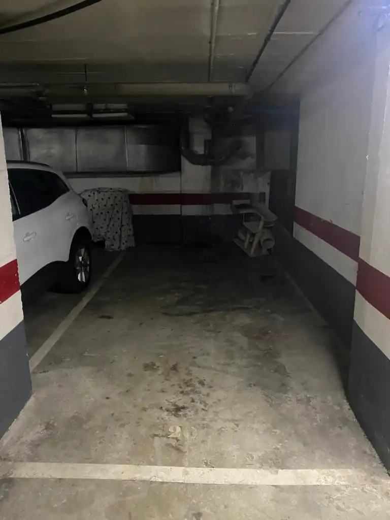 Einzelparkplatz zum Verkauf in Horta - Guinardó, imagen 2