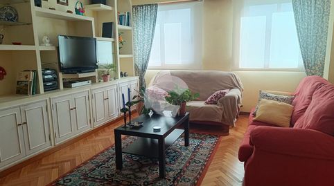 Foto 2 de Dúplex de alquiler en Barbadás, Ourense