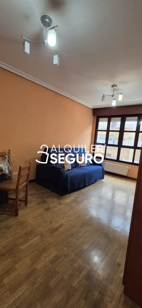Schlafzimmer von Wohnung zur Miete in Oviedo  mit Heizung, Terrasse und Möbliert