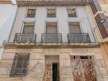 Casa con balcone in vendita a SAN LAZARO