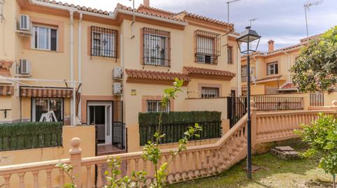 Foto 3 de Casa adosada en venta en Calle Almorávides, 41, Granada, Spain, 41, Joaquina Eguaras, Granada Capital
