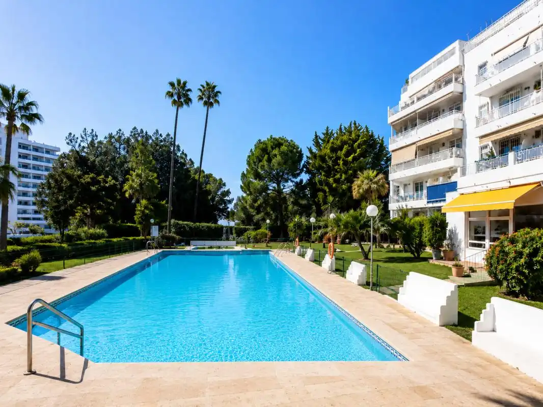 Swimming pool of Flat for sale in Torremolinos  with Air Conditioner, Heating and Swimming Pool