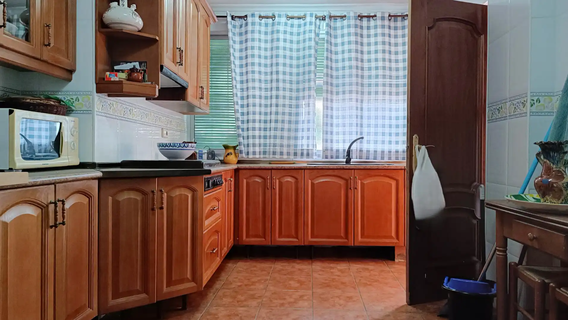 Cocina de Casa adosada en venta en Mancha Real con Jardín privado, Terraza y Piscina