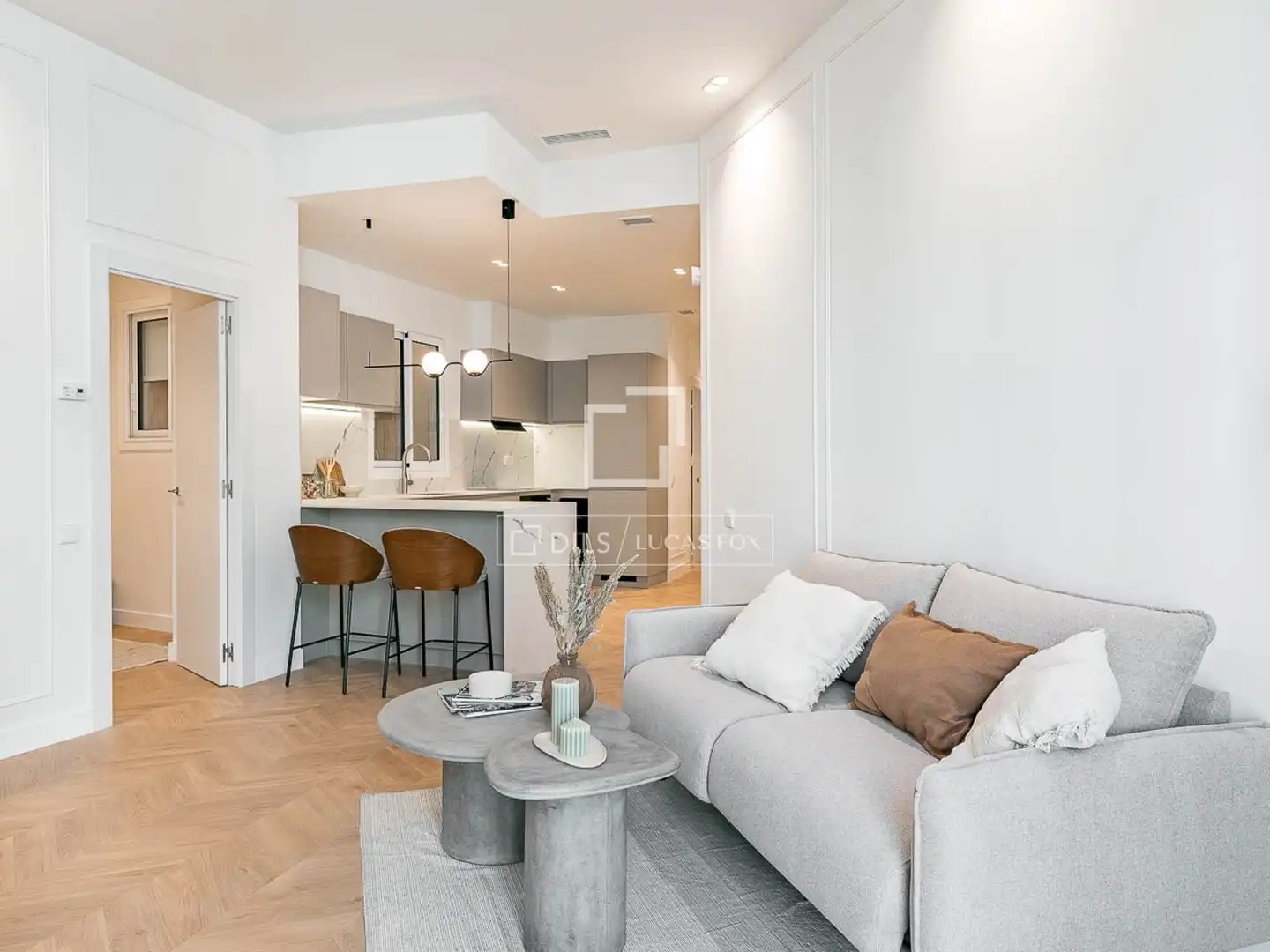 Sala de estar de Piso en venta en Barcelona con Aire acondicionado, Calefacción y Balcón