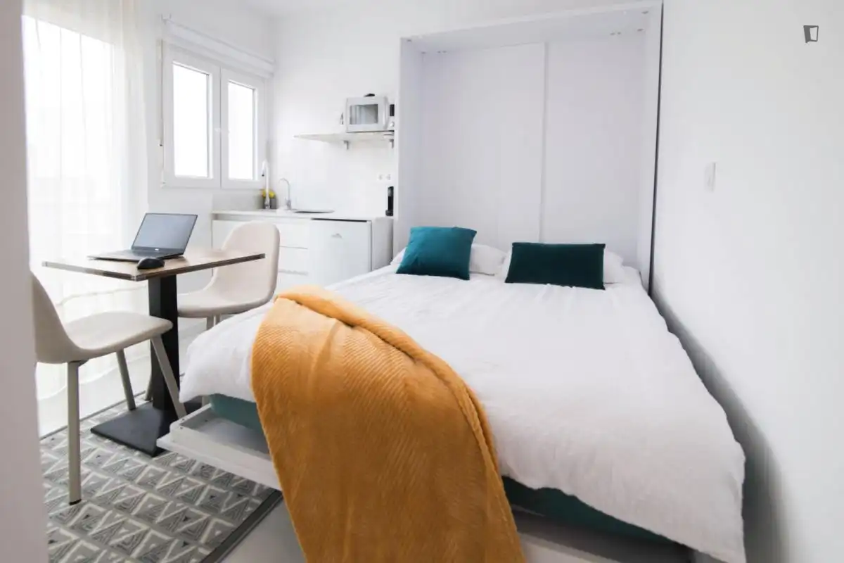 Study for rent in Natzaret
