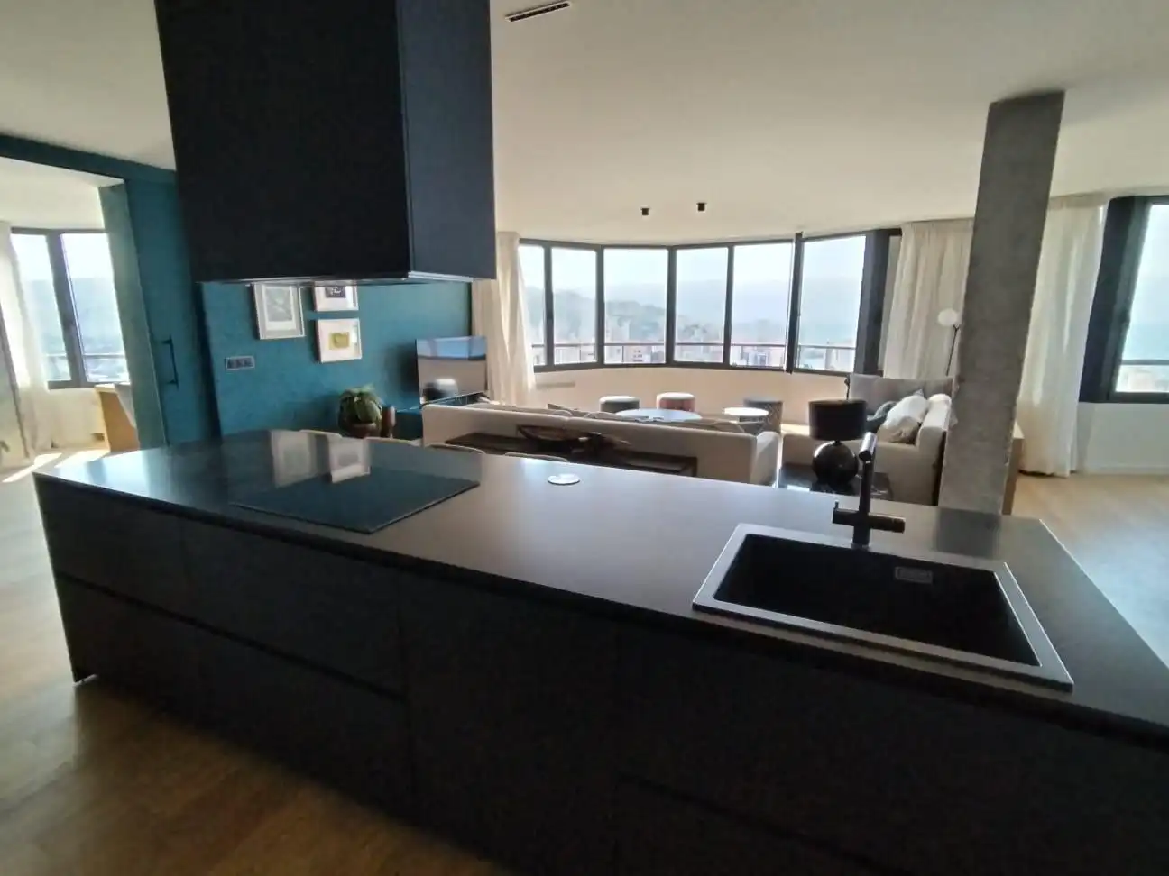 Cuina de Pis en venda en Benidorm amb Aire condicionat, Moblat i Piscina comunitària