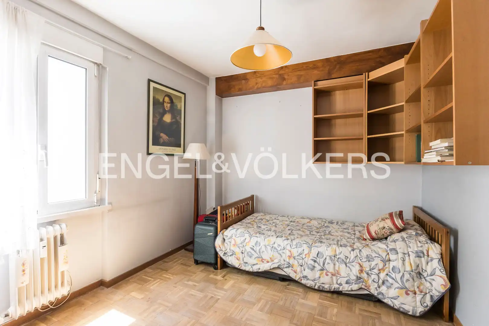 Habitación de Piso en venta en Madrid con Calefacción y Balcón
