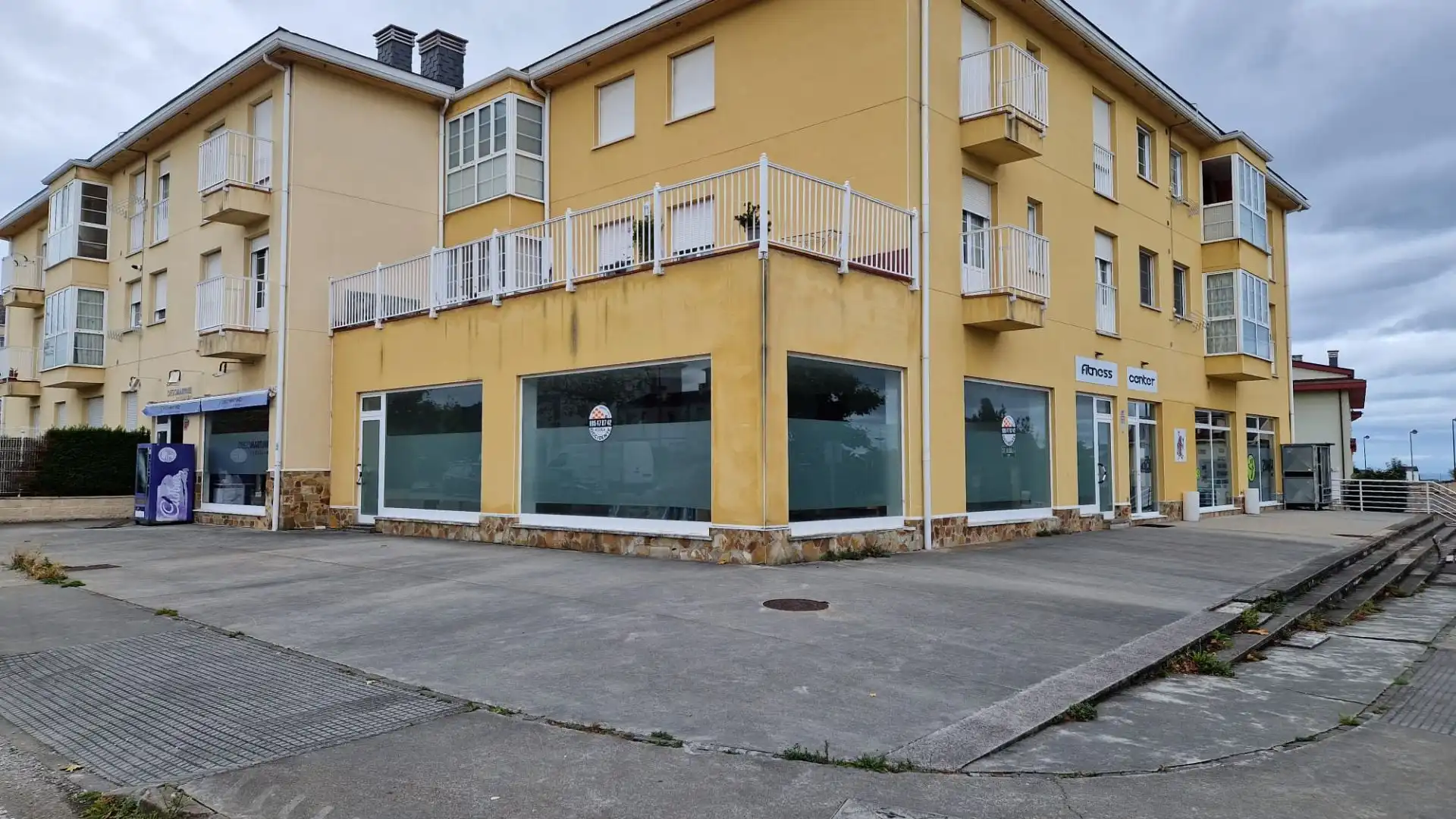 Local comercial en alquiler en Valdés - Luarca, imagen 2