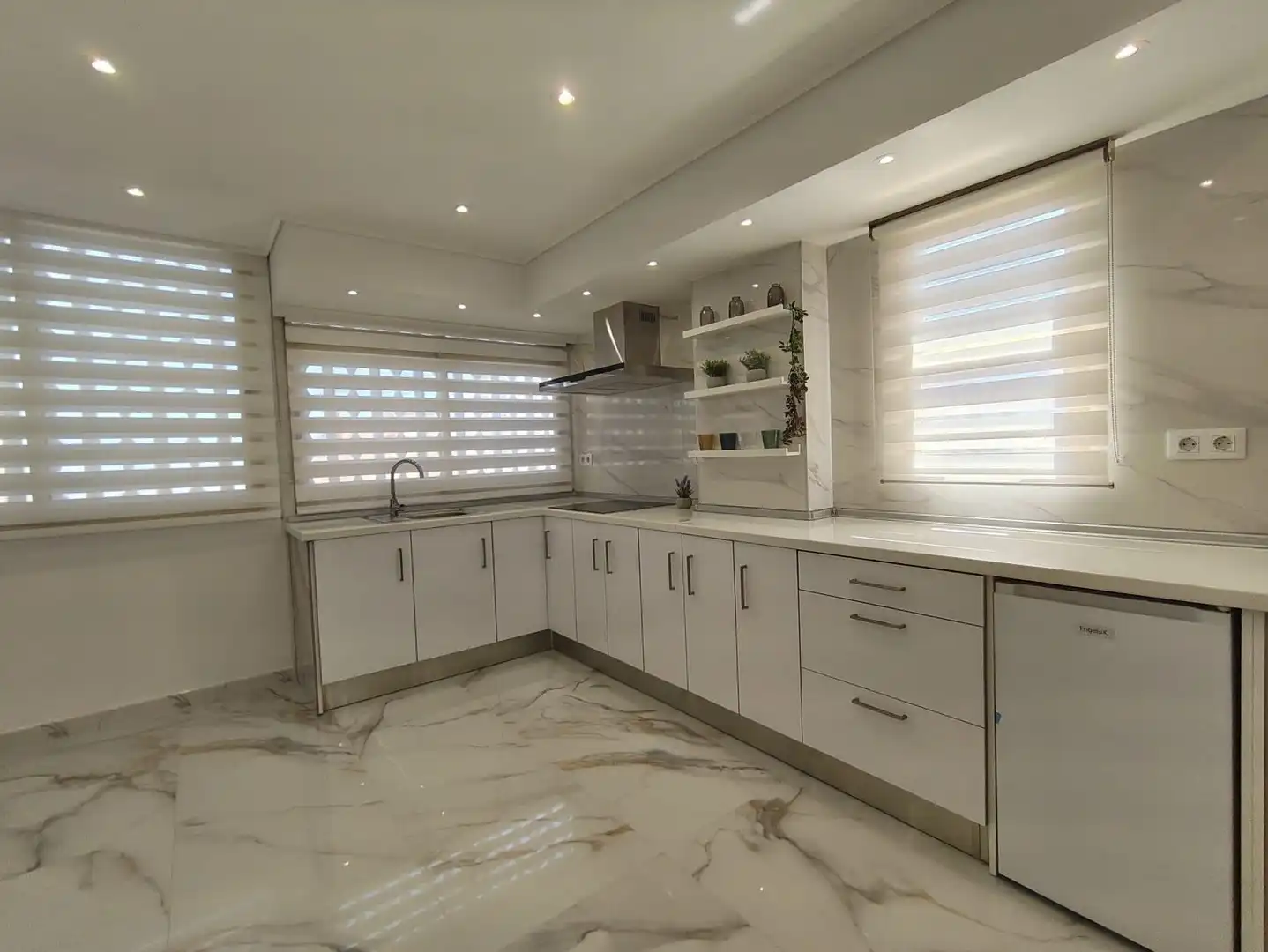 Apartamento con piscina en venta en Avenida JUAN FUSTER ZARAGOZA, imagen 11