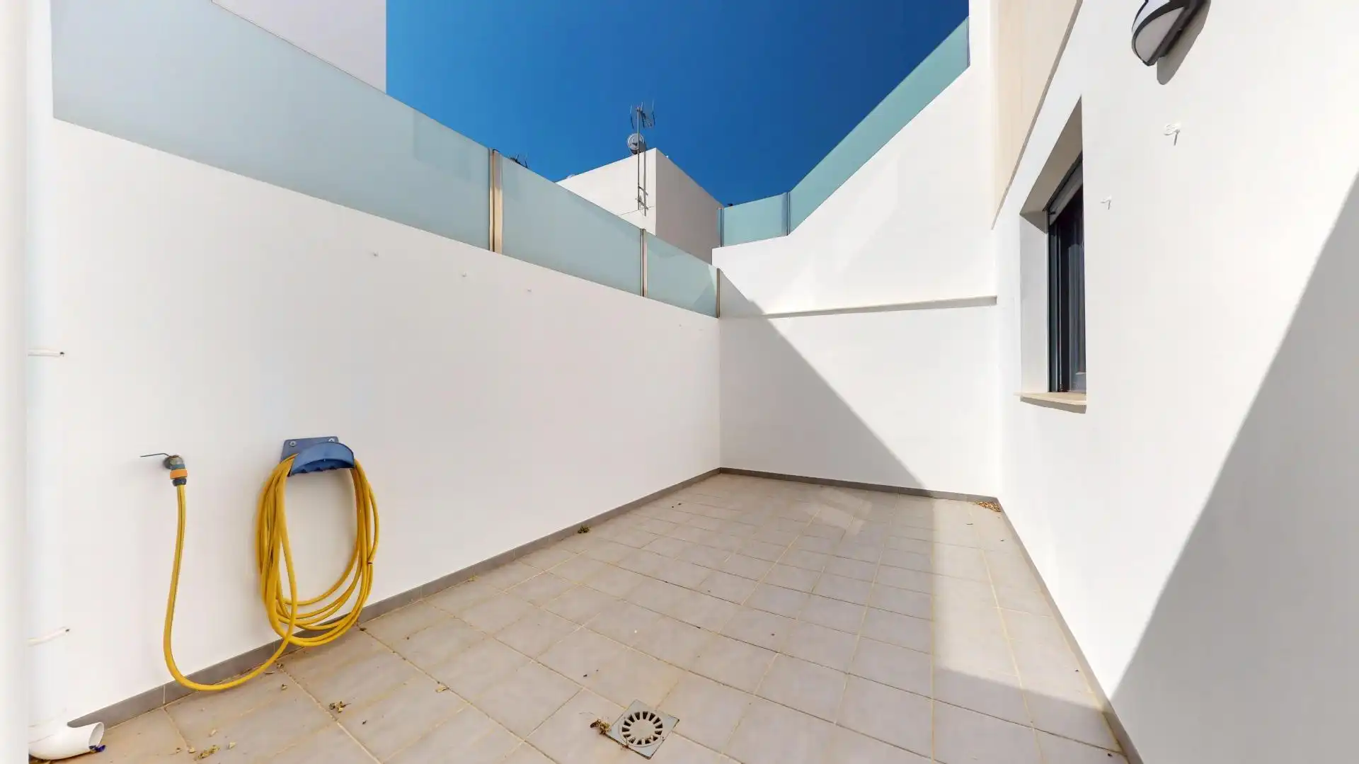 Terrassa de Casa o xalet en venda en Pilar de la Horadada amb Aire condicionat, Calefacció i Jardí privat