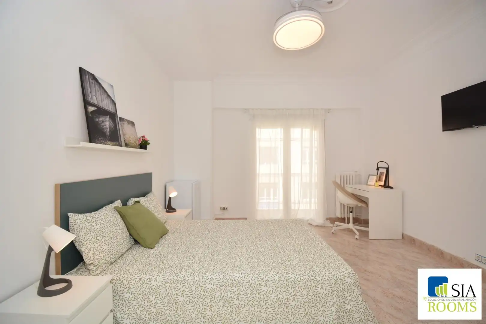 Habitación de Piso para compartir en Zaragoza con Calefacción, Terraza y Amueblado