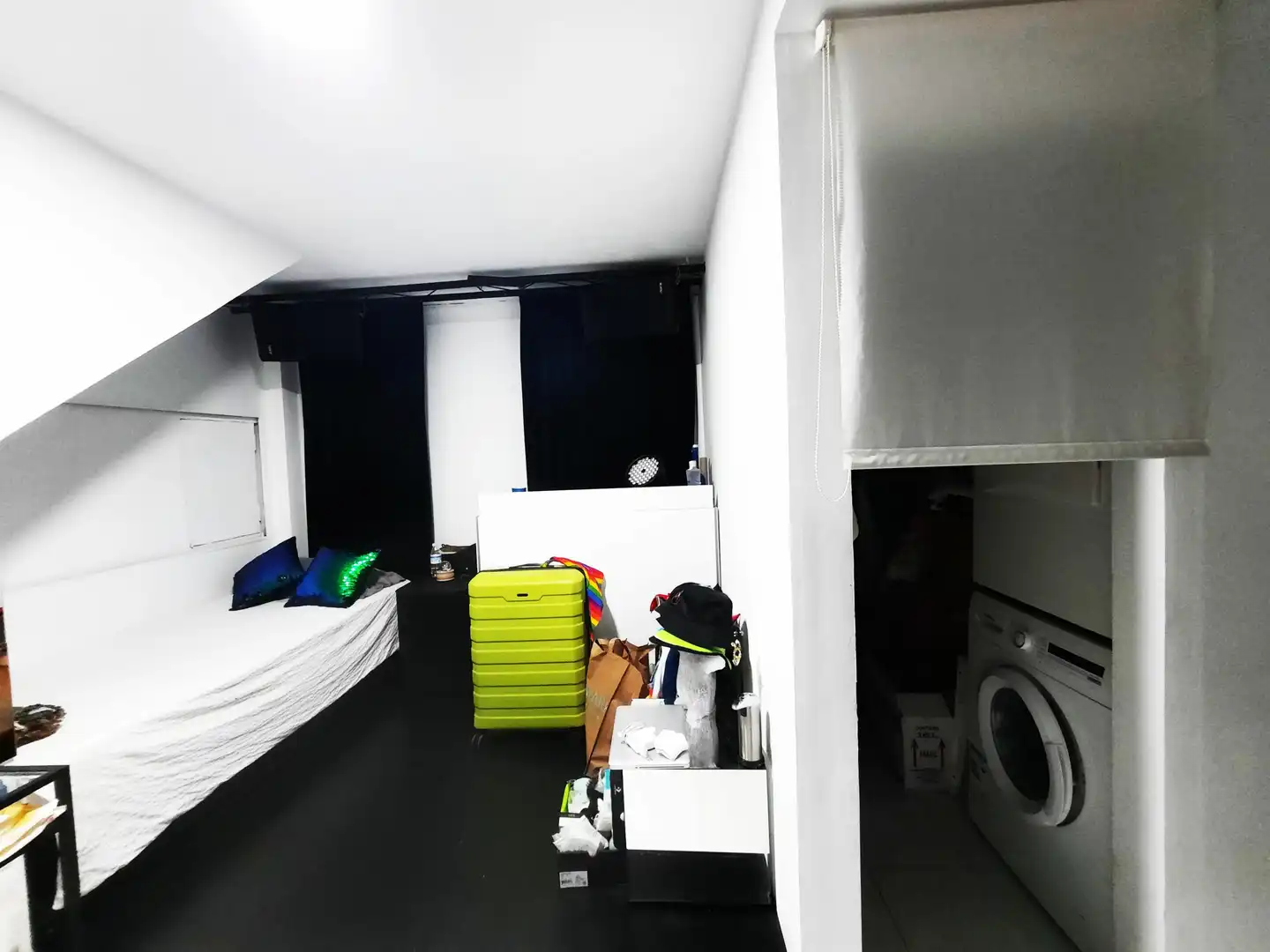 Habitación de Local en venta en Marbella con Aire acondicionado