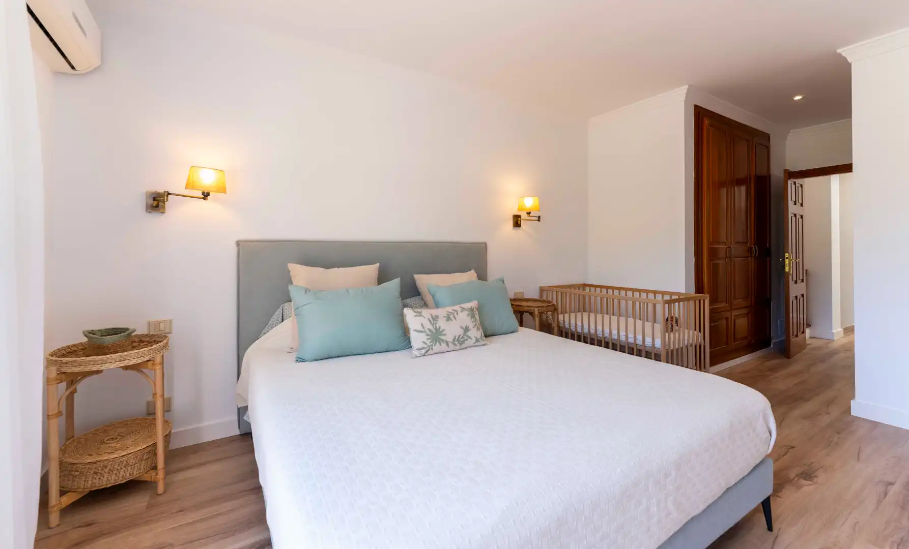 Dormitori de Casa adosada en venda en Santa Úrsula amb Aire condicionat, Jardí privat i Terrassa